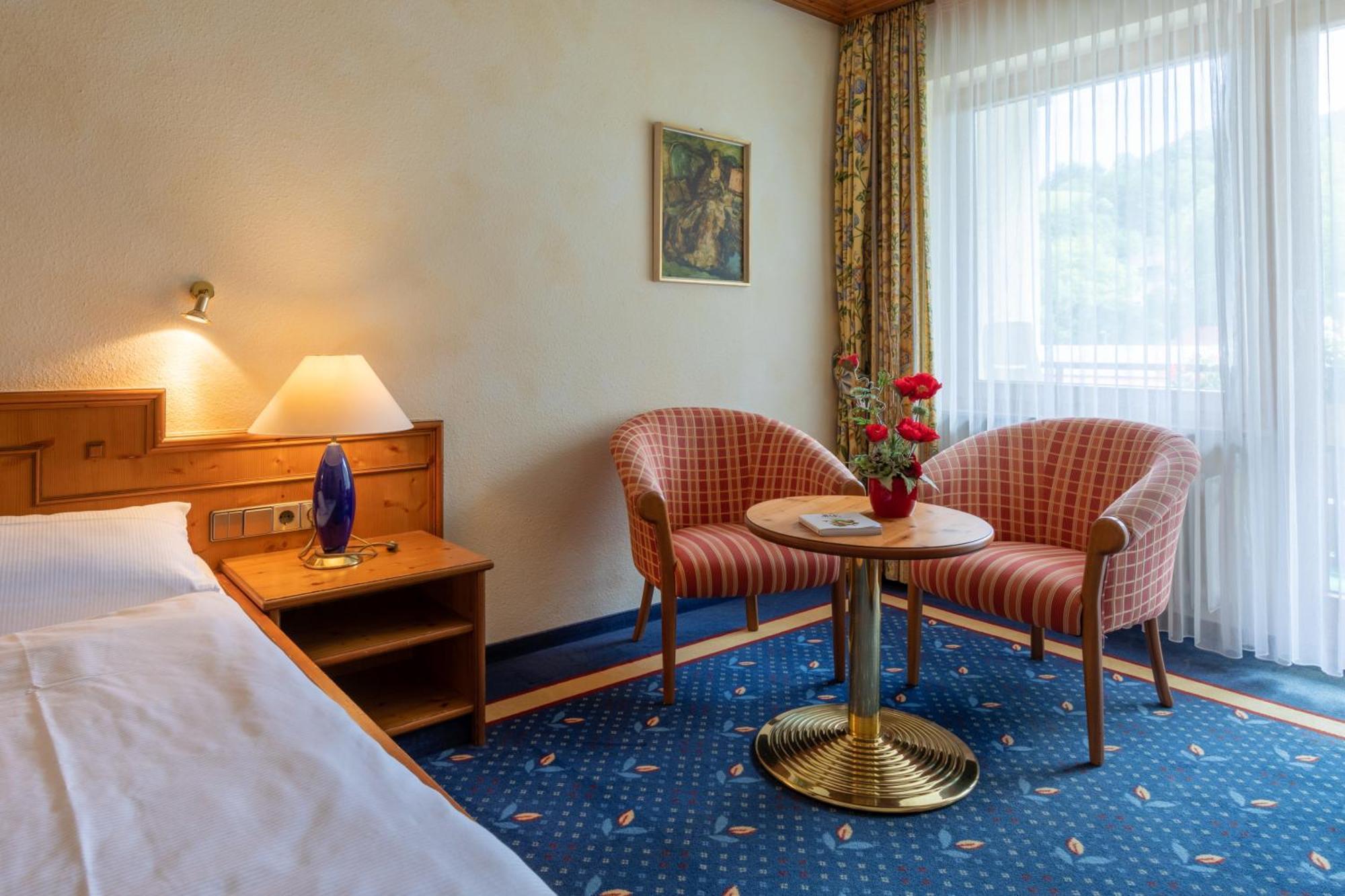 Sackmanns Wanderhotel Löwen Baiersbronn Exterior foto