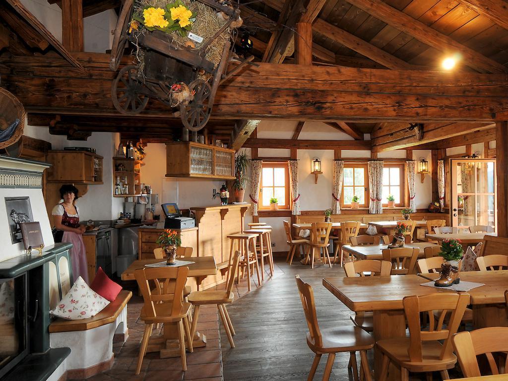 Sackmanns Wanderhotel Löwen Baiersbronn Exterior foto