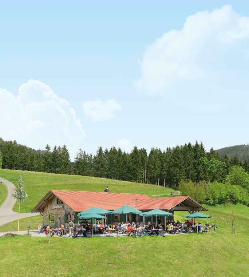 Sackmanns Wanderhotel Löwen Baiersbronn Exterior foto